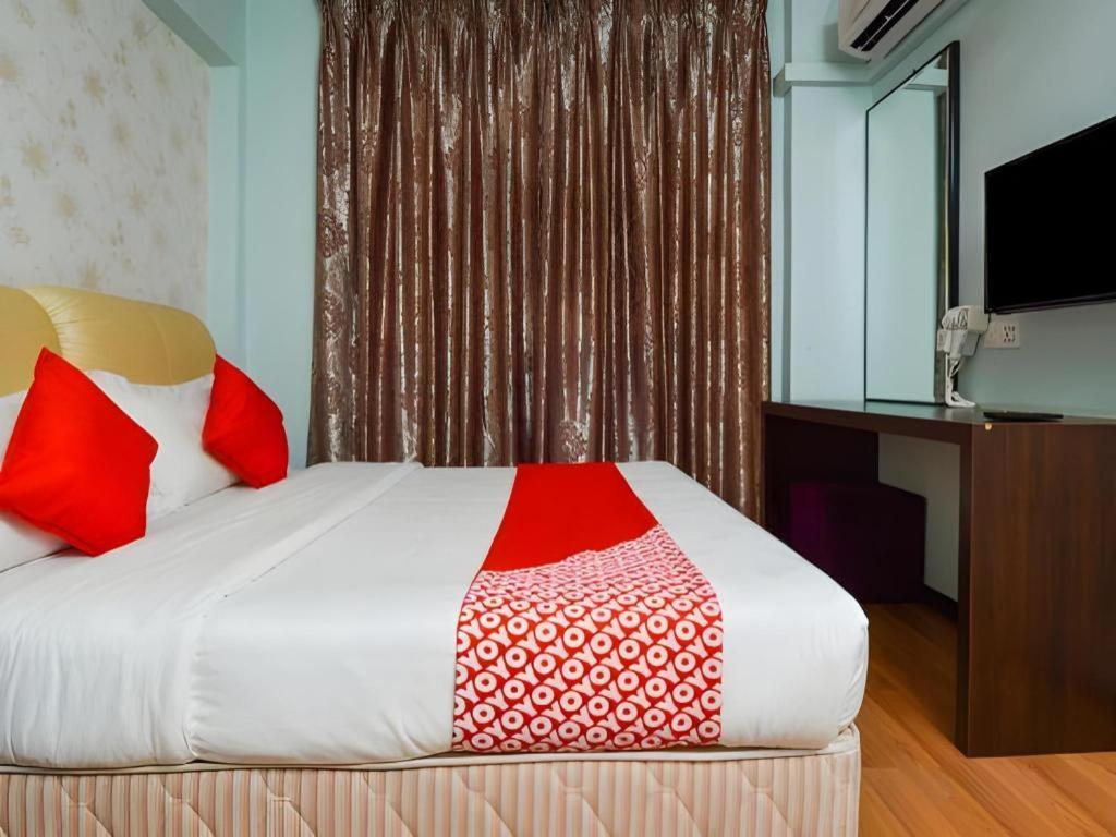 Grand Ct Hotel Malacca Exterior foto