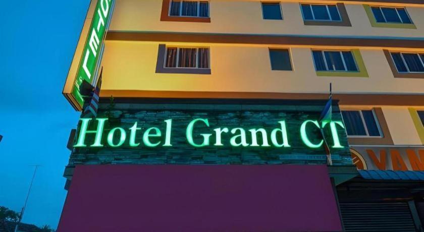 Grand Ct Hotel Malacca Exterior foto